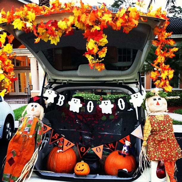 Happy Boo! And Spooky Too trunk or treat idea