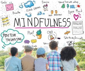 Here is the ultimate guide of 20+ mindfulness activities for children that take 5 minutes to keep your kids engaged in something productive.