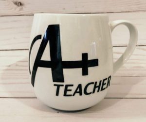 You're going to love making this teacher appreciation gift on the Cricut. The Avengers mug is a perfect project for beginners. Grab your free teacher SVG file and let's start crafting! #Cricut #CricutMaker #Teachers #TeacherGifts #GiftIdeas