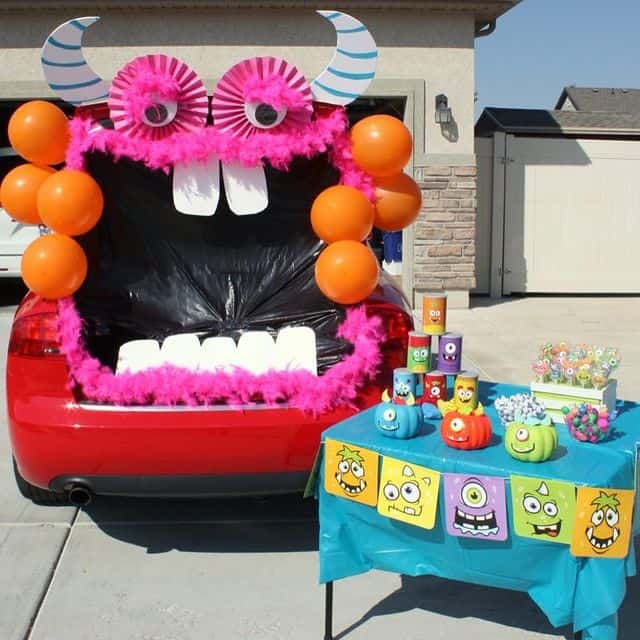 happy monster faces trunk or treat idea