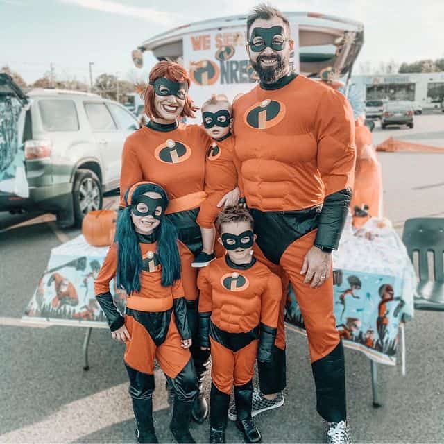 incredibles family disney trunk or treat